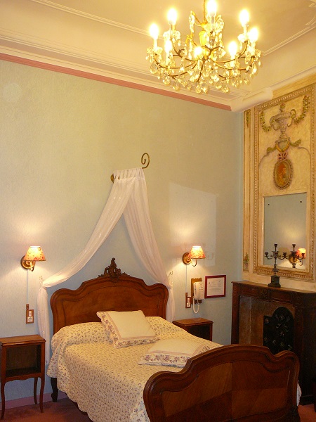 H�tel du Fiacre - Chambre n� 03