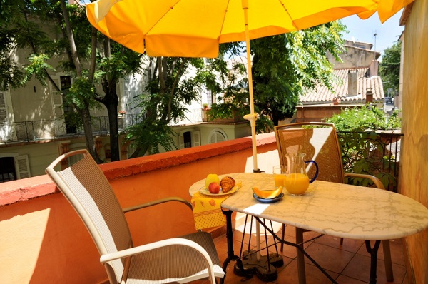 Chambre n° 03 - Hôtel du Fiacre Carpentras - Terrasse privée