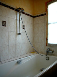Chambre n° 06 - Hôtel du Fiacre Carpentras - salle de bain