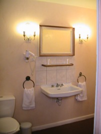 Chambre n� 09 - H�tel du Fiacre Carpentras - salle d'eau