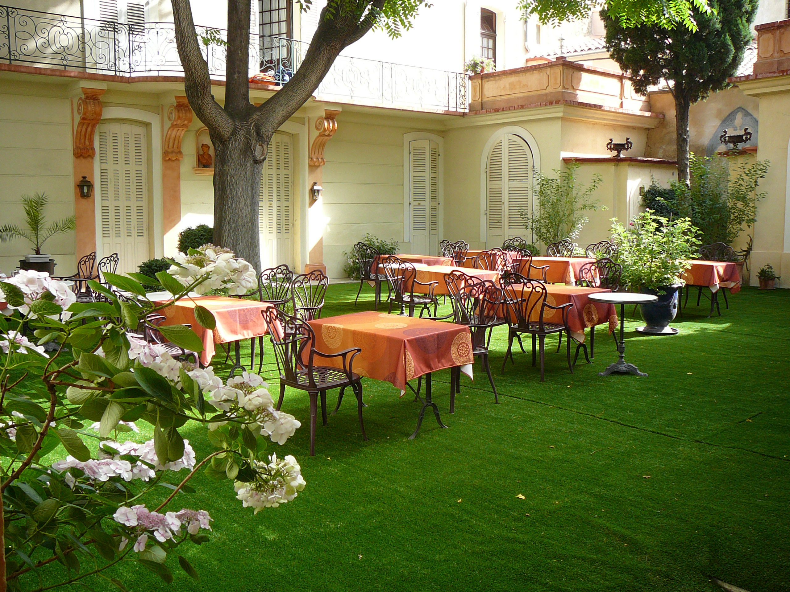 PATIO HOTEL DU FIACRE
