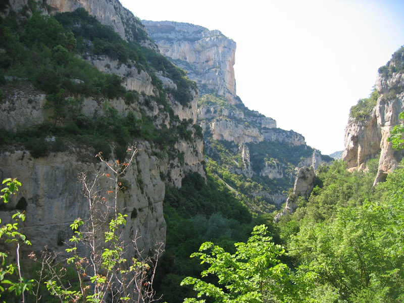 Gorges de la Nesque en venant de Sault - Hôtel du Fiacre